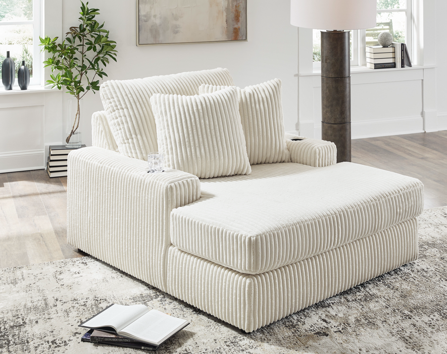 Lindyn Ivory Chaise