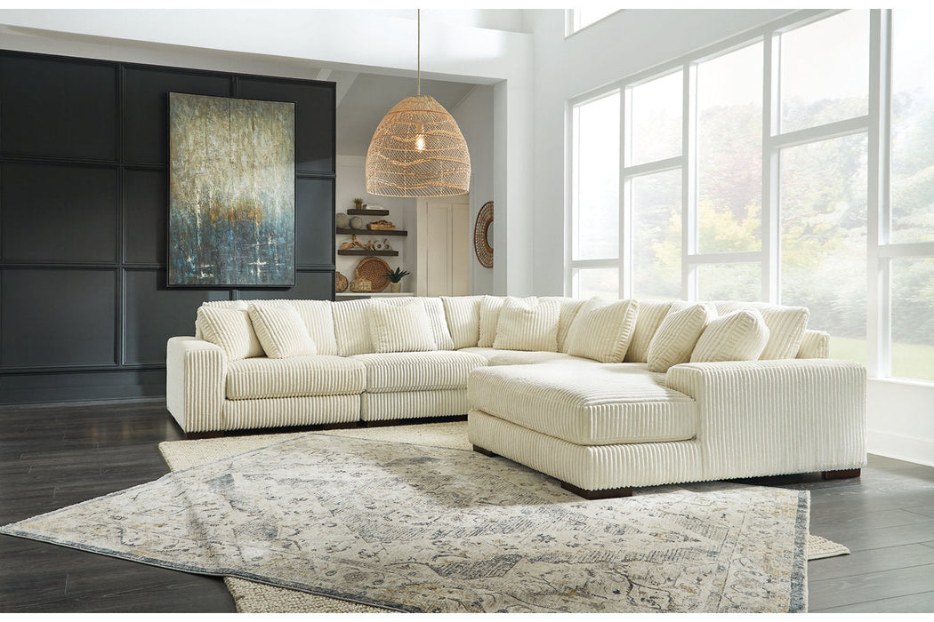 Lindyn Ivory 5-Piece RAF Sectional