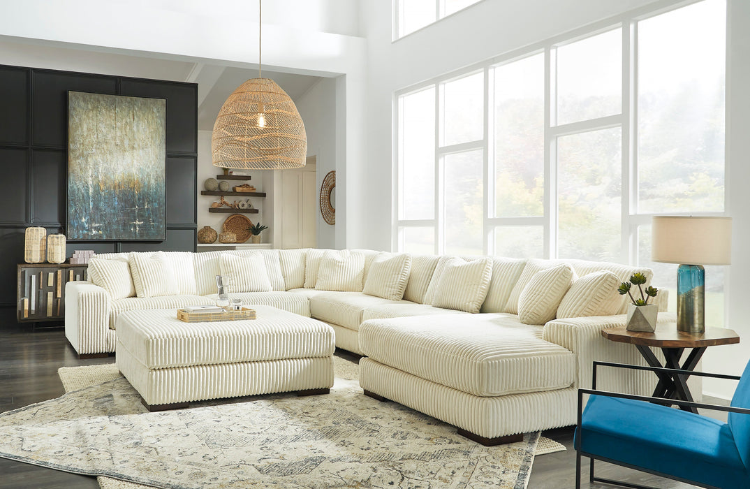 Lindyn Ivory 6-Piece RAF Sectional