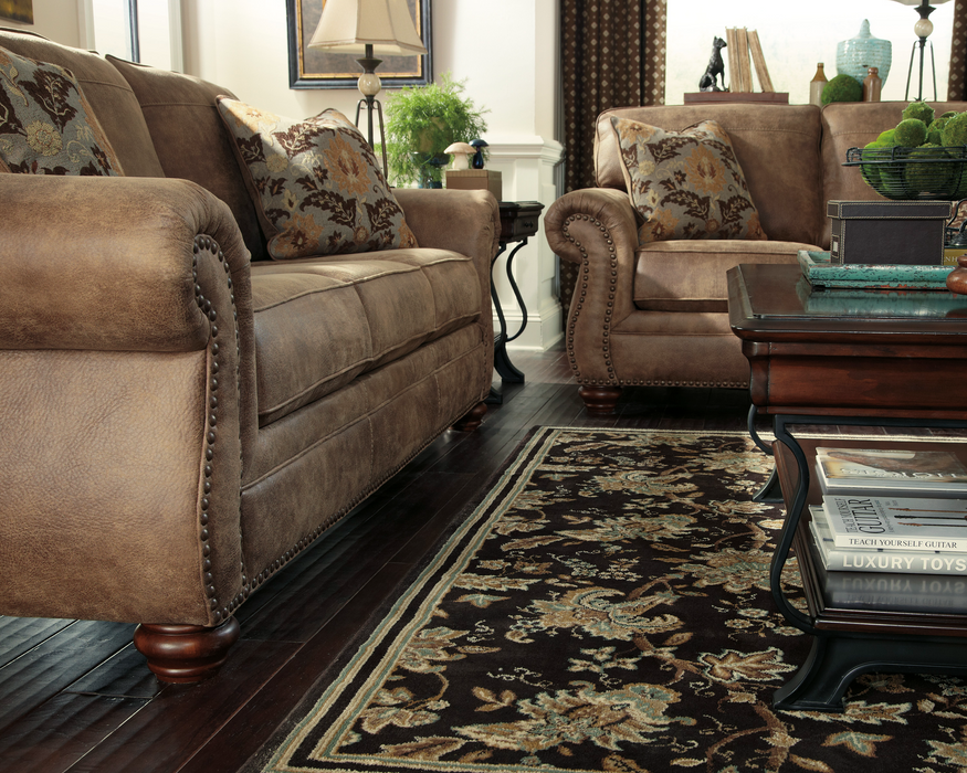 Larkinhurst Earth Living Room Set