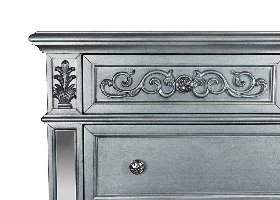 Brooke Silver Finish Antique Bedroom Set