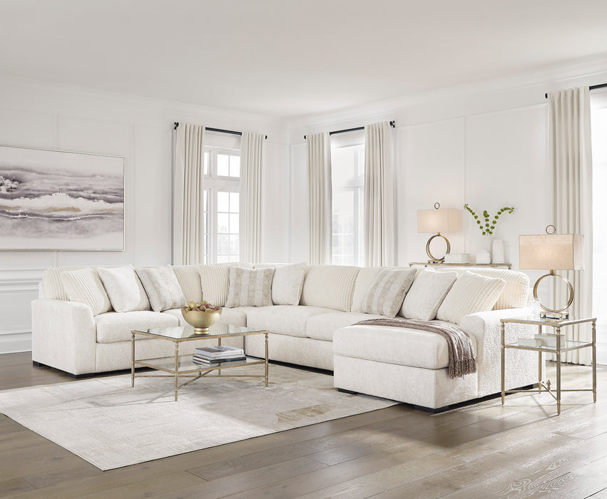 Chessington Ivory 4-Piece RAF Sectional With Chaise