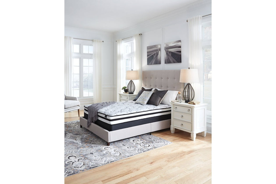 8 Inch Chime Innerspring White Full Mattress in a Box - M69521 - Lara Furniture