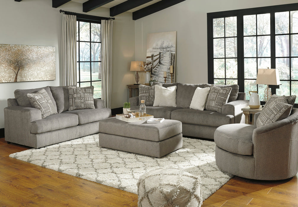 Soletren Ash Living Room Set