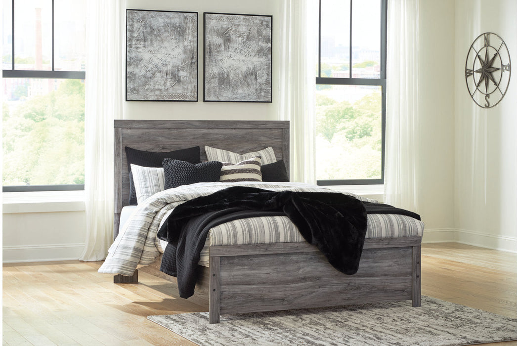 Bronyan Dark Gray Queen Panel Bed