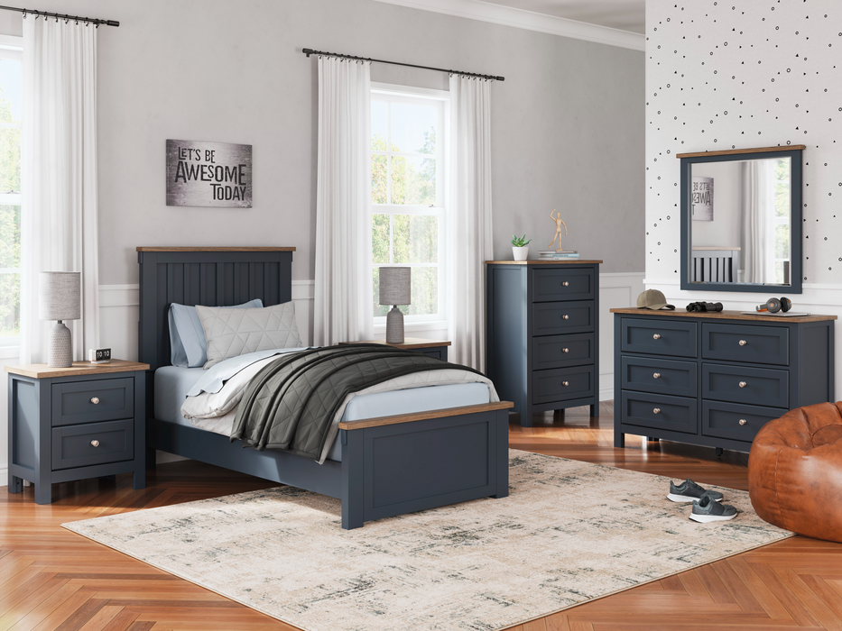 Landocken Brown/Blue Queen Panel Bedroom Set