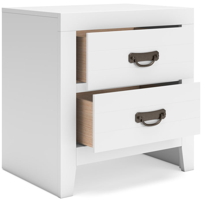 Binterglen White Nightstand