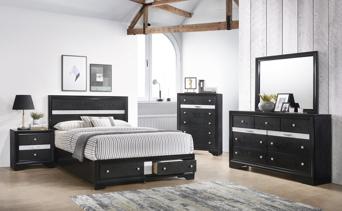 Regata Black/Silver Storage Platform Bedroom Set