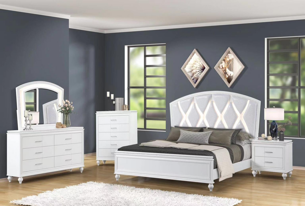 Sally White Panel Bedroom Set