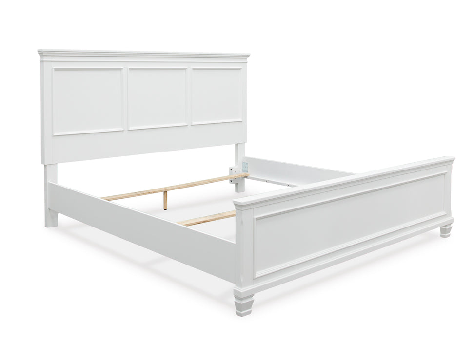 Fortman White King Panel Bed