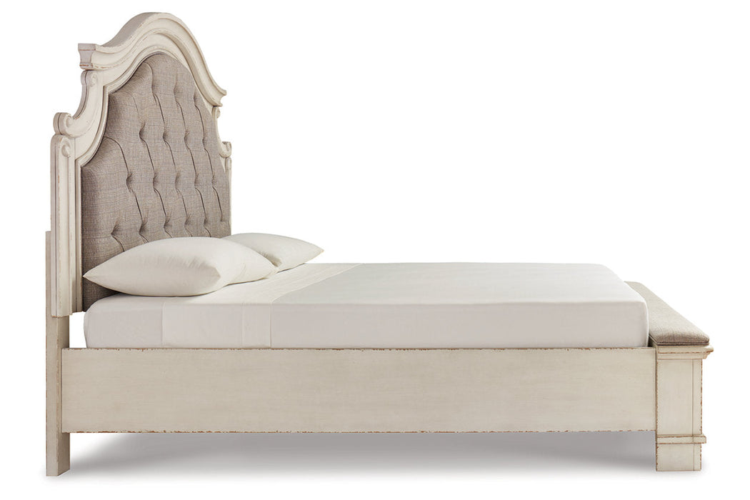 Realyn Two-tone Queen Upholstered Bed