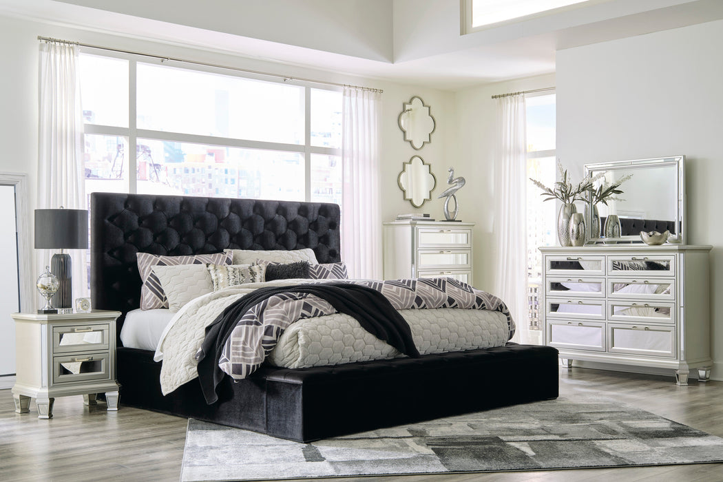 Lindenfield Blizz Black Velvet Upholstered with Storage Bedroom Set