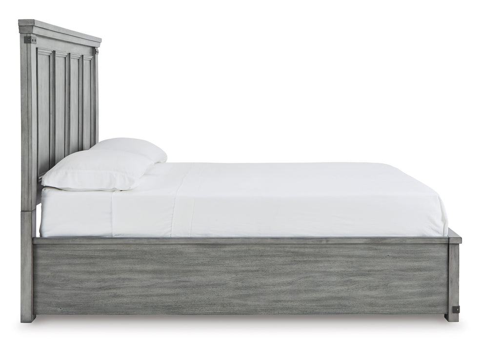 Russelyn Gray Queen Storage Bed