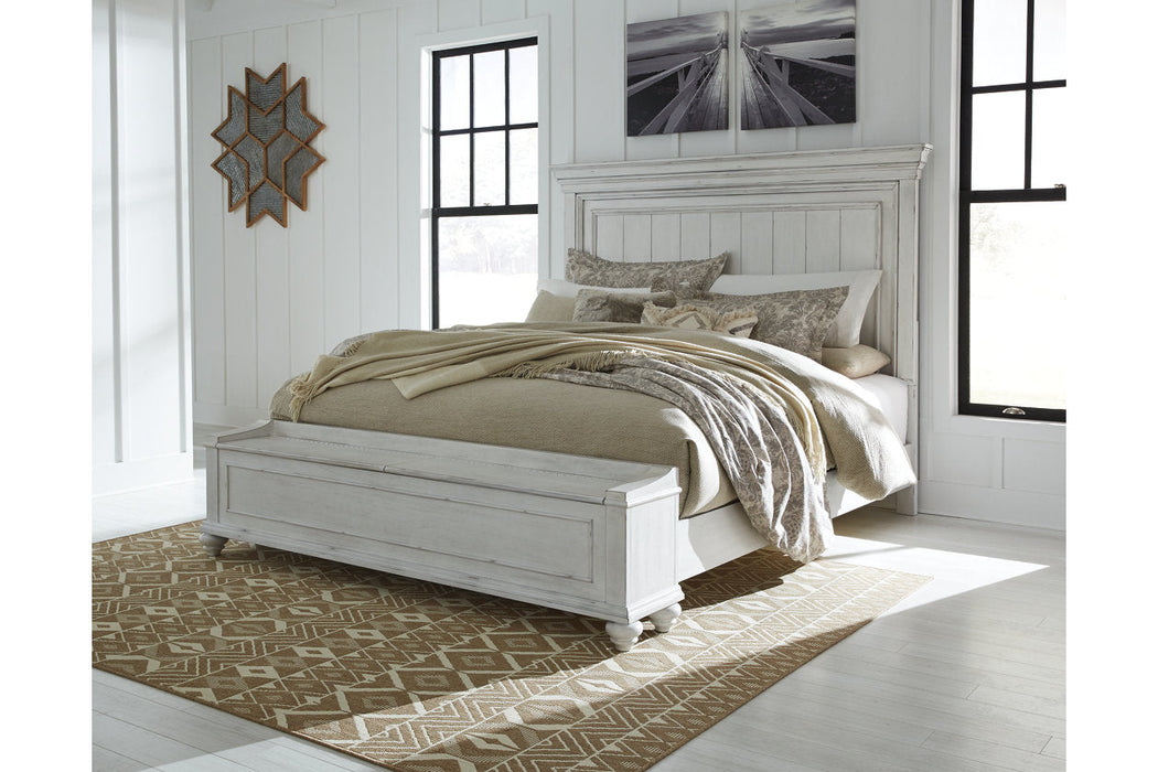 Kanwyn Whitewash Queen Panel Bed with Storage Bench