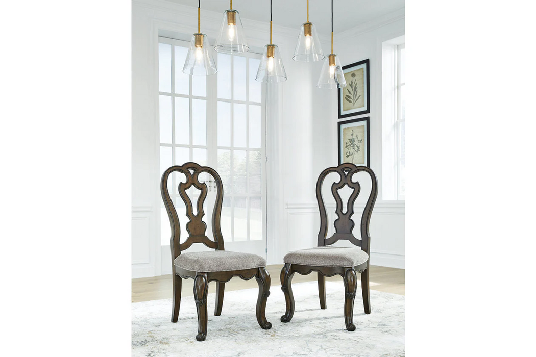 [EXCLUSIVE] Maylee Dining Room Set