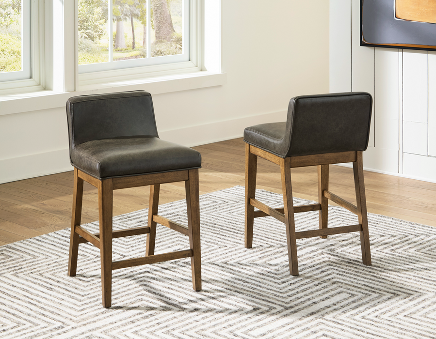 Cabalynn RECT Dining Table & 4 Upholstered Barstool