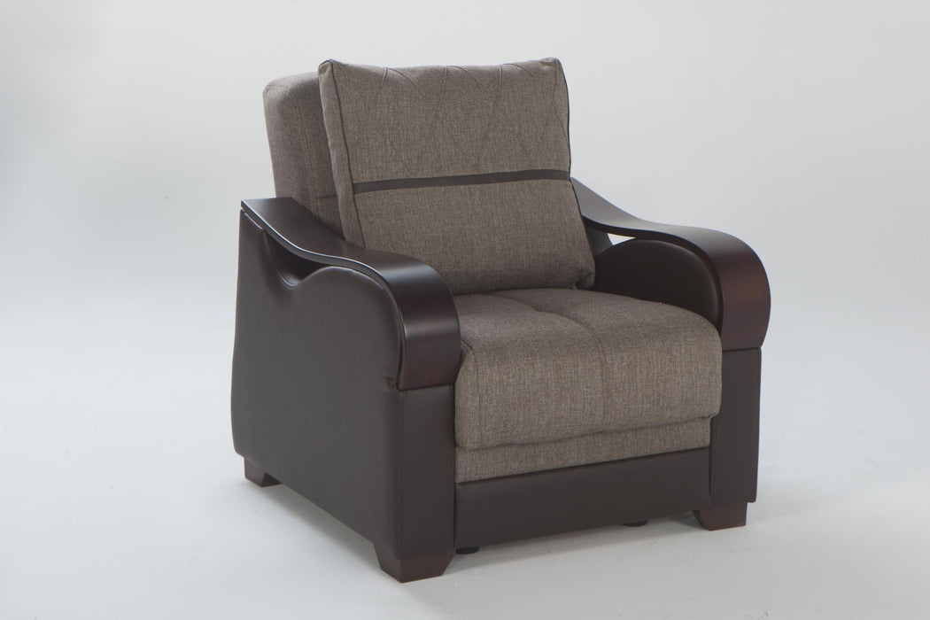 Bennett Armchair (Redeyef Brown)/W Brown Vynil