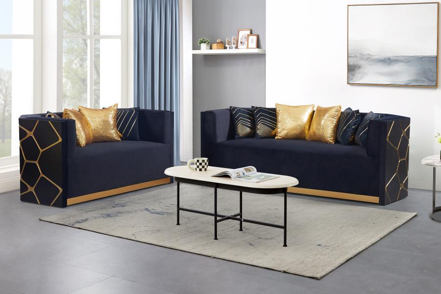 Noah Black Sofa & Loveseat