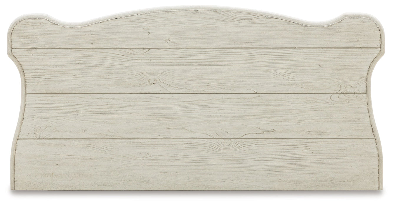 Arlendyne Chest of Drawers - B980-46 - Lara Furniture