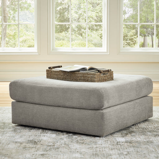 Avaliyah Oversized Accent Ottoman - 5810308