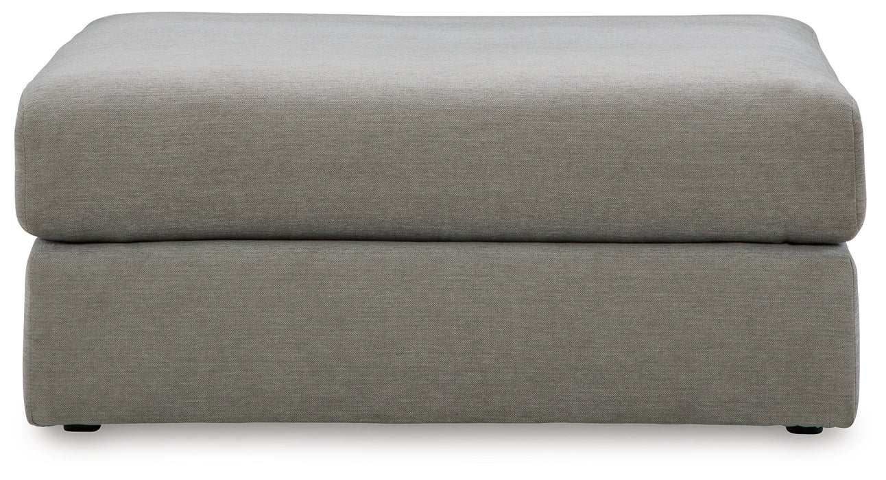 Avaliyah Oversized Accent Ottoman - 5810308