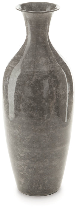 Brockwich Vase - A2000588