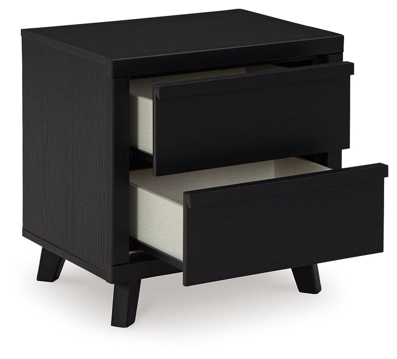 Danziar Nightstand - B1013-92