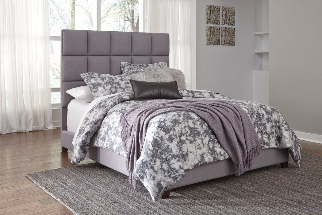 Dolante Gray King Upholstered Bed - B130-382 - Lara Furniture