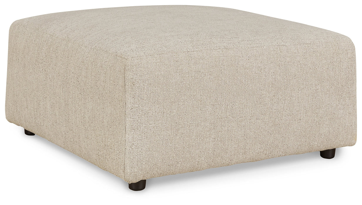 Edenfield Oversized Accent Ottoman - 2900408 - Lara Furniture