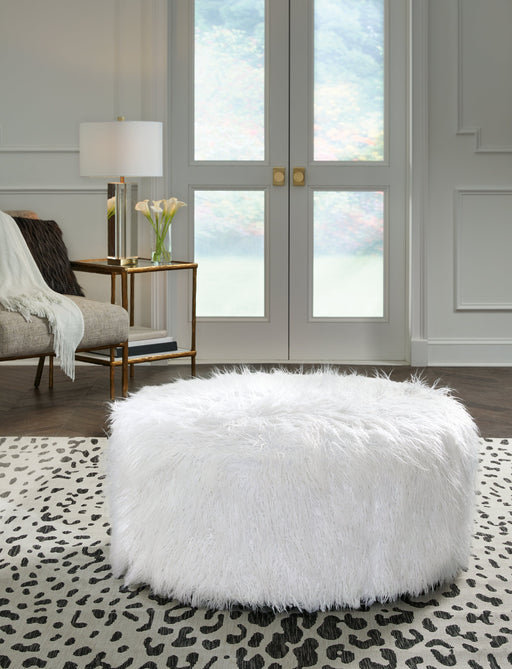 Galice Oversized Accent Ottoman - A3000334 - Lara Furniture