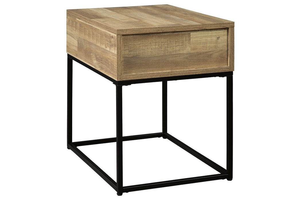 Gerdanet Natural End Table - T150-3 - Lara Furniture