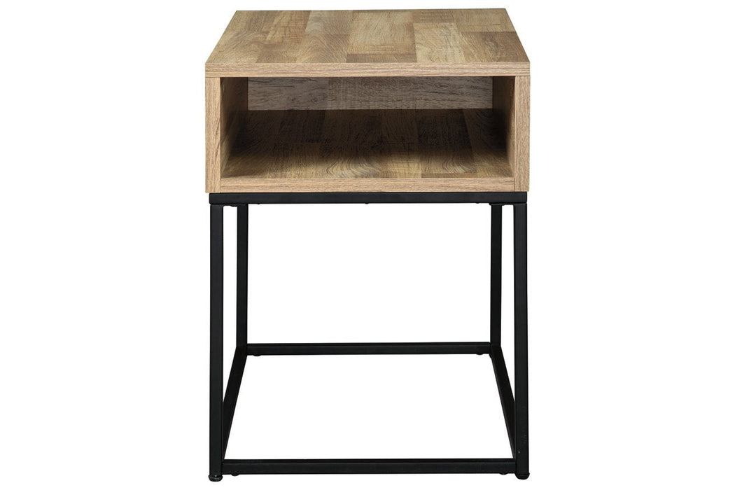 Gerdanet Natural End Table - T150-3 - Lara Furniture