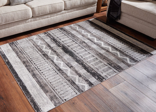 Henchester Medium Rug - R405992