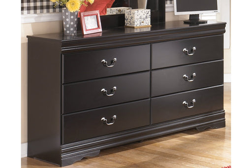 Huey Vineyard Black Dresser - B128-31 - Lara Furniture