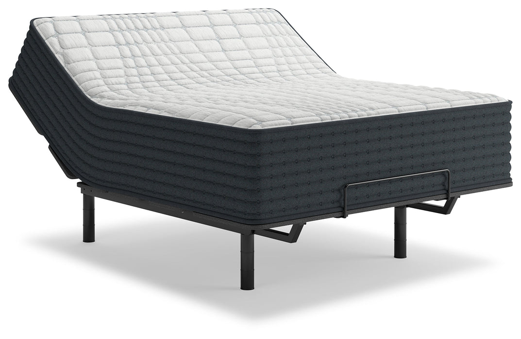 Hybrid 1400 White Queen Mattress - M43731