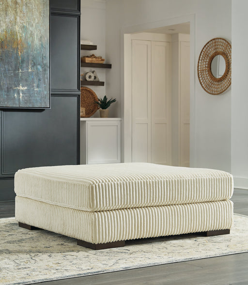 Lindyn Oversized Accent Ottoman - 2110408 - Lara Furniture