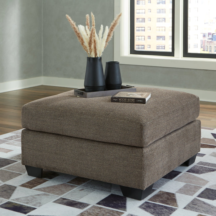 Mahoney Oversized Accent Ottoman - 3100508