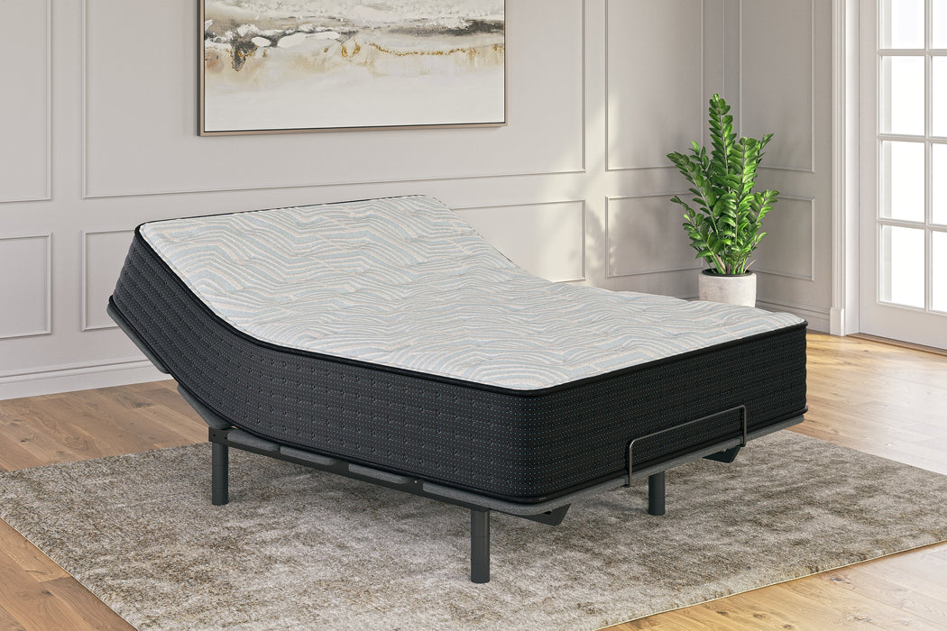 Palisades Firm King Mattress - M41541