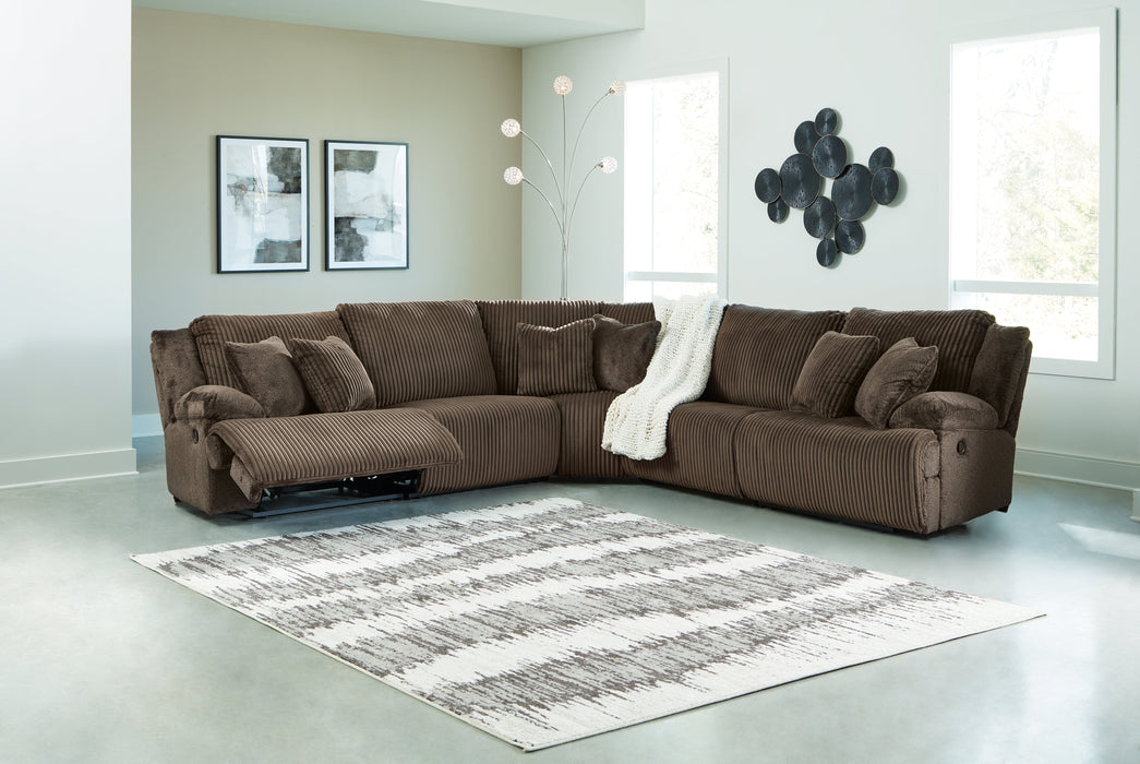 Top Tier 5-Piece Sectional with Recliner in Chocolate - PKG019386