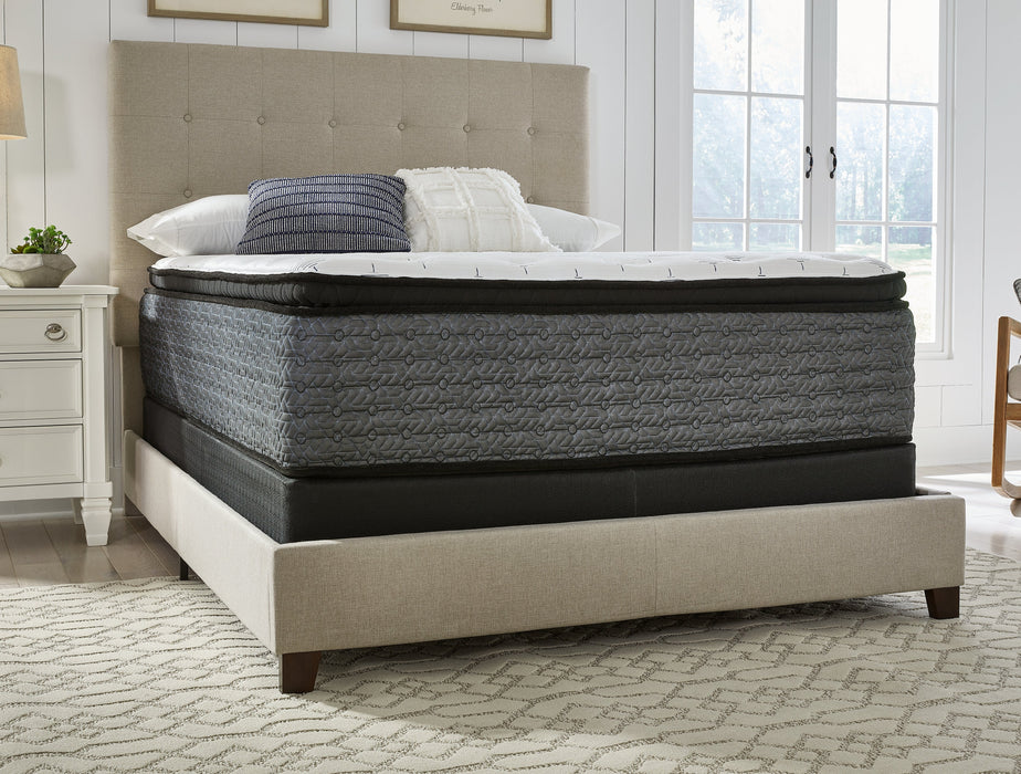 Ultra Luxury PT with Latex White California King Mattress - M57351