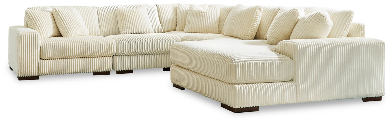 Lindyn 5-Piece RAF Sectional with Chaise