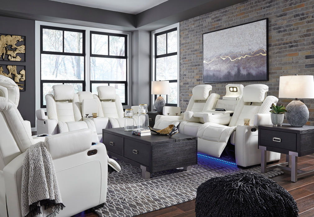 [EXCLUSIVE] Party Time Power Reclining White Set