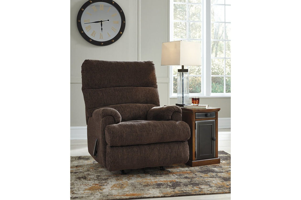 Man Fort Earth Recliner - Lara Furniture