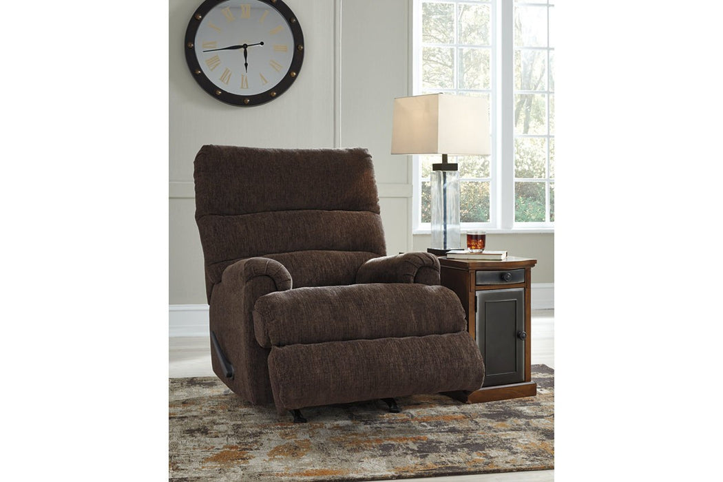 Man Fort Earth Recliner - Lara Furniture