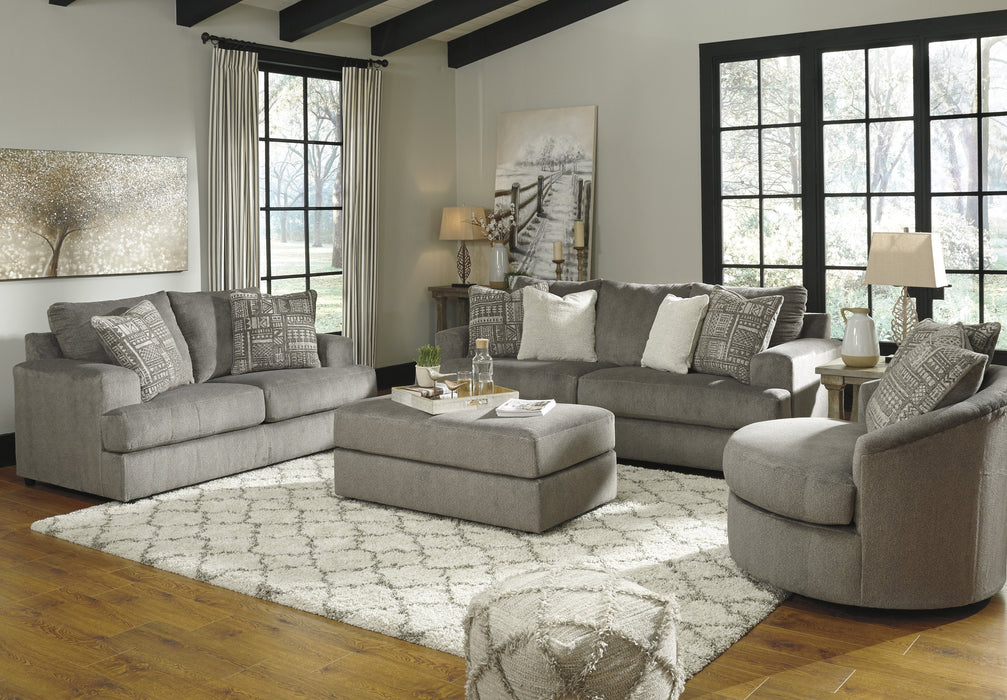 Soletren Ash Living Room Set