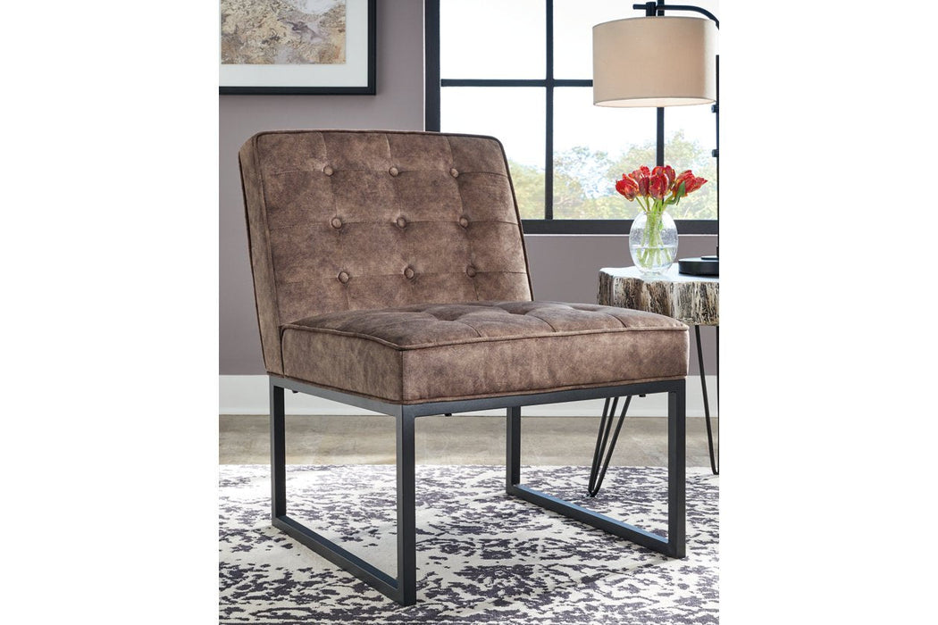 Cimarosse Brown Accent Chair - Lara Furniture