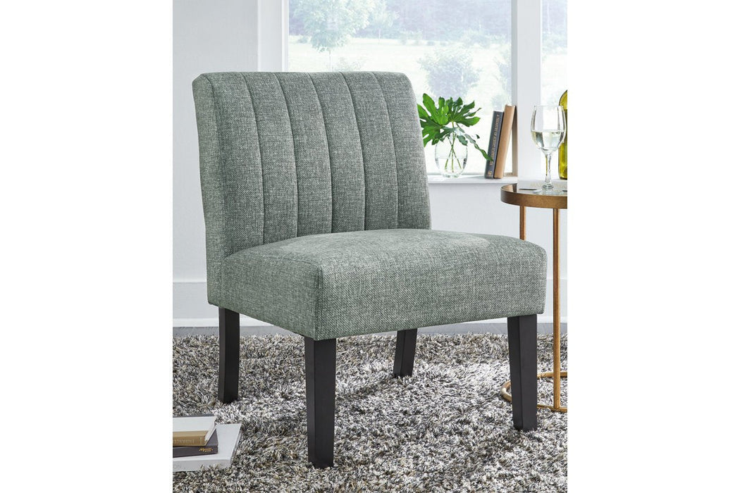 Hughleigh Gray Accent Chair - Lara Furniture