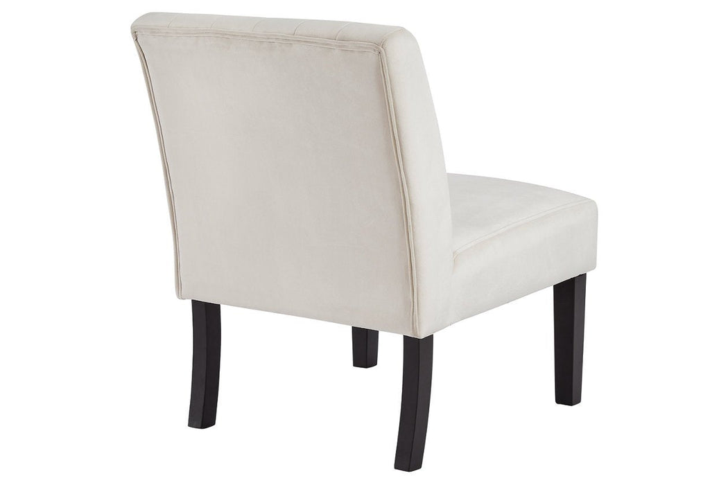 Hughleigh Light Beige Accent Chair - Lara Furniture