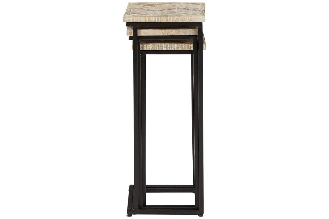 Cainthorne Distressed White/Black Accent Table (Set of 3) - Lara Furniture