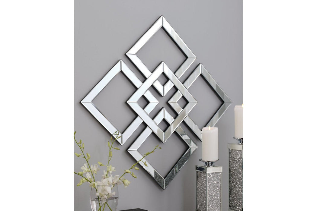 Quinnley Mirror Accent Mirror - Lara Furniture